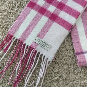 🔥I ❤️Offers🔥Burberry pink cashmere scarf